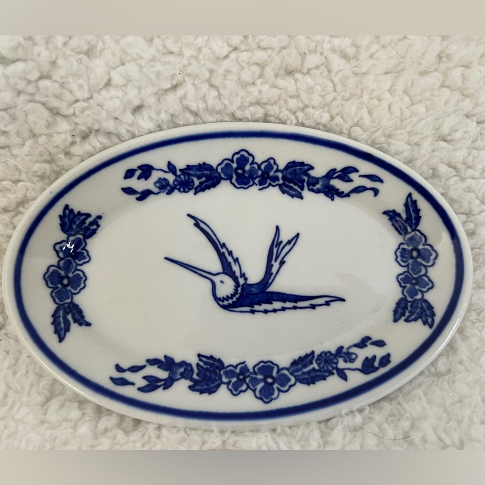 Jackson China hummingbird & Flowers, Blue & White Small Dish, vintage